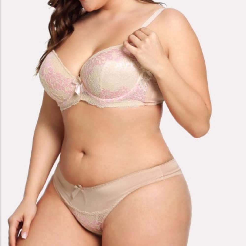 ➕🆕Apricot & lace bra and panty set plus size - Picture 3 of 6